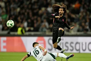 Marc Cucurella vẫn chơi chói sáng ở Chelsea