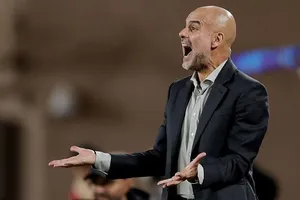 HLV Pep Guardiola thất vọng khi Man.City chịu một quả phạt đền muộn phải nhận trận hòa 2-2 với Monaco.