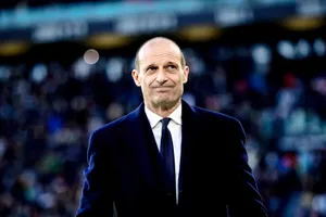 HLV Massimiliano Allegri đang thay đổi AC Milan mạnh mẽ khi đưa đội lên ngôi đầu.