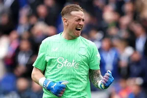 Thủ môn Jordan Pickford muốn “xây dựng di sản” cùng Everton khi ký hợp đồng 4 năm mới.