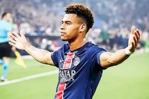 Vắng Desire Doue là một tổn thất cho PSG khi đụng độ Bayern