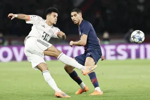 Luis Diaz ghi 2 bàn và nhận thẻ đỏ nhưng Bayern Munich vẫn thắng 2-1 trên sân nhà đương kim vô địch Paris Saint-Germain.