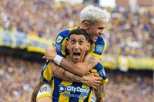 Liên đoàn bóng đá Argentina bất ngờ trao cho Rosario Central của Angel Di Maria danh hiệu mới “League Champion - nhà vô địch giải đấu” năm 2025.