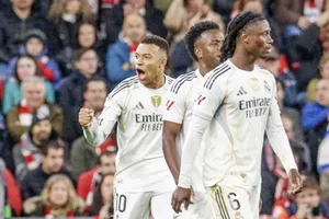 Kylian Mbappe lập cú đúp và có một kiến tạo giúp Real Madrid đánh bại chủ nhà Athletic Bilbao 3-0.