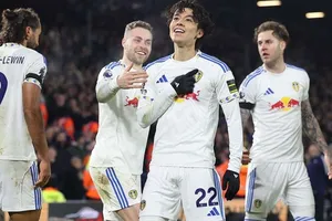 Leeds United có màn trình diễn tốt nhất mùa giải với chiến thắng 3-1 trên sân nhà trước Chelsea.