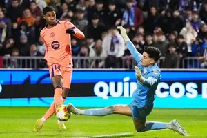 Marcus Rashford ghi bàn giúp Barcelona đánh bại CLB hạng 3 Guadalajara 2-0.