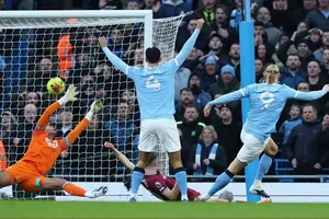 Pha ghi bàn mở tỷ số của Erling Haaland