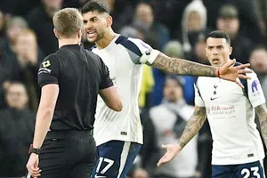 Cristian Romero có thể nhận án treo giò dài hơn sau khi bị Liên đoàn bóng đá Anh (FA) buộc tội.