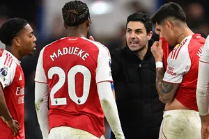 HLV Mikel Arteta thừa nhận Arsenal sẵn sàng tìm kiếm các cầu thủ mới vào tháng Giêng.