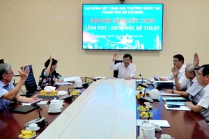 Hội đồng xét tặng Giải thưởng Sáng tạo TPHCM lần 4 - năm 2025 - Lĩnh vực 6 (Khoa học kỹ thuật) thống nhất cao về kết quả chấm giải