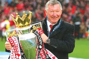 Sir Alex Ferguson rất tin tưởng Jose Mourinho sẽ mang chiếc cúp Premier League về lại sân Old Trafford.