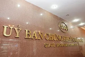 Phạt và công khai các doanh nghiệp chây ỳ không lên sàn