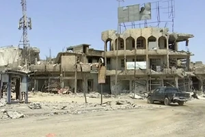 Cảnh đổ nát ở Mosul sau khi Iraq tuyên bố đánh bại IS