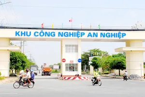 Khu công nghiệp An Nghiệp - nơi tập trung nhiều doanh nghiệp đầu tư tại tỉnh Sóc Trăng. Ảnh: NGỌC CHÁNH
