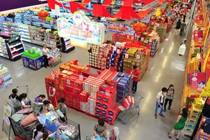 MM Mega Market mở rộng thời gian hoạt động từ 6 giờ sáng đến 23 giờ từ ngày 8/2 đến 14/2/2018 trong thời điểm cận Tết.