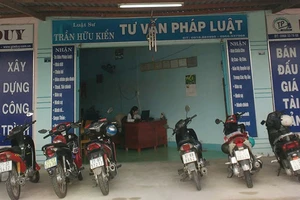 Văn phòng của luật sư bị tố “ém nhẹm” tiền thừa kế