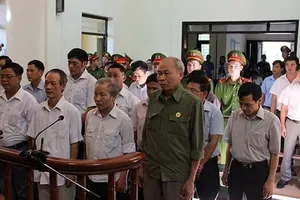 Các bị cáo tại phiên sơ thẩm