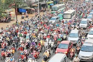 Ùn tắc giao thông - hình ảnh thường ngày ở TPHCM