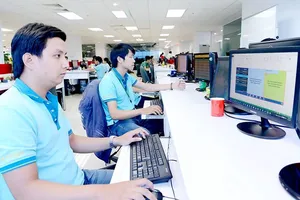 QTSC triển khai dịch vụ free wifi cho toàn khu