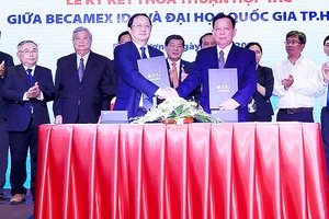 ĐHQG TPHCM và Tổng công ty Becamex hợp tác đào tạo nhân lực chất lượng cao