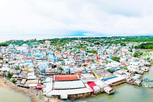 Two investors propose for wind power projects