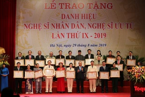 Tính thực tiễn trong xét tặng danh hiệu