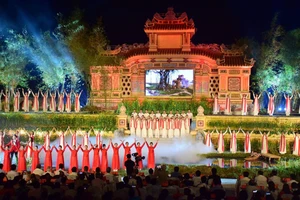 Festival Huế lần đầu ký tài trợ giá trị lớn