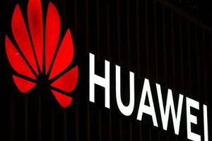 Anh loại Huawei khỏi mạng 5G