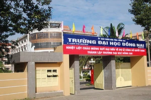 Cách chức Hiệu trưởng Trường Đại học Đồng Nai