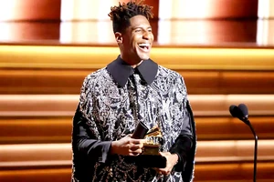 Jon Batiste thắng 5 giải, trong đó có Album của năm. Ảnh: GETTY IMAGES