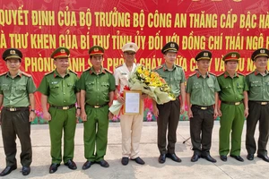 Đại úy Thái Ngô Hiếu tại lễ công bố quyết định thăng quân hàm do Công an tỉnh Đồng Nai tổ chức