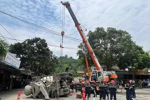 Hiện trường vụ tai nạn thương tâm