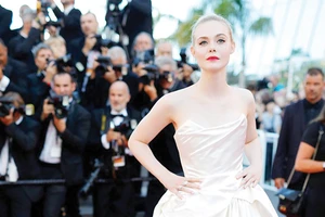 Diễn viên Elle Fanning, 19 tuổi, vai chính trong phim Ismael’s Ghosts 