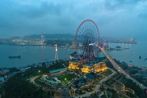 Vòng quay Sun Wheel