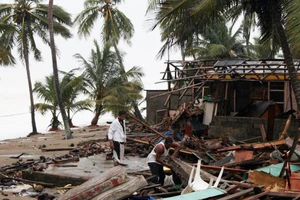 Siêu bão Irma tiếp tục gây nhiều thiệt hại, xuất hiện thêm bão ở Caribbean