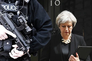 Anh chặn đứng âm mưu ám sát Thủ tướng Theresa May