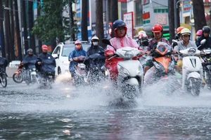 Cuối tuần này, miền Bắc đón không khí lạnh gây ra mưa rào và dông trên diện rộng