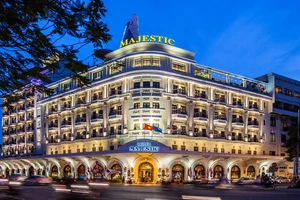 Khách sạn Majestic Saigon