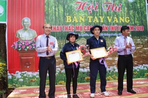 Bàn tay vàng khai thác mủ cao su năm 2018