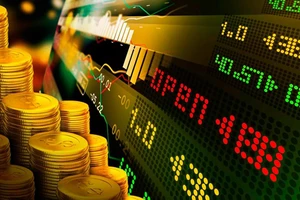 VN-Index mất gần 19 điểm, tỷ giá USD/VND tiếp tục tăng