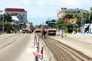 Khắc phục, sửa chữa các đoạn đường hư hỏng trên tuyến QL1A qua tỉnh Bình Định