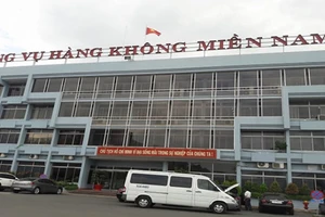 Cảng vụ Hàng không miền Nam cho Vietjet mượn tài sản trái quy định