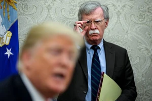 Tổng thống Mỹ Trump sa thải Cố vấn An ninh Quốc gia John Bolton. Ảnh: CNBC