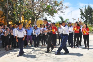 Chung tay vì biển đảo, biên cương Tổ quốc