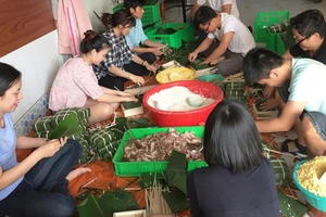 1.000 bánh chưng tặng người nghèo