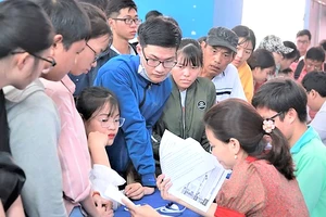 Thí sinh đăng ký xét tuyển đại học năm 2019