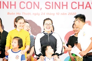 Chương trình “Sinh Con, Sinh Cha” đến với khu vực đồng bằng sông Cửu Long và Tây Nguyên