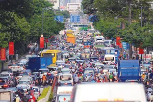 Đường Cộng Hòa, quận Tân Bình, thường xuyên ùn tắc vào giờ cao điểm