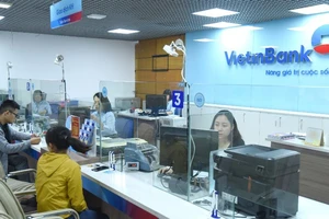  VietinBank đang tiếp tục làm việc với Cơ quan Nhà nước có thẩm quyền để xin phê duyệt phương án tăng vốn điều lệ