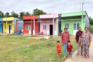 “Sắc màu phum sóc” đến 30 hộ dân Khmer